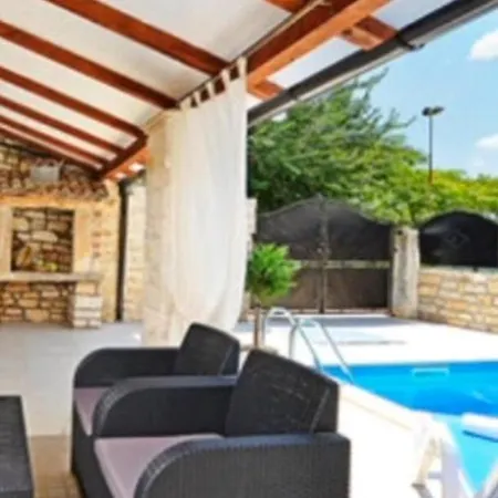 别墅 Loredana With Pool In Istria Rural Area