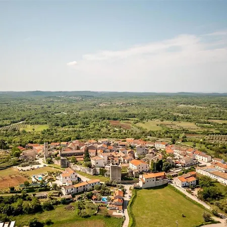 别墅 Loredana With Pool In Istria Rural Area *